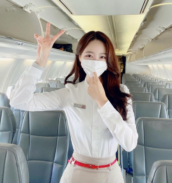 브이 브이