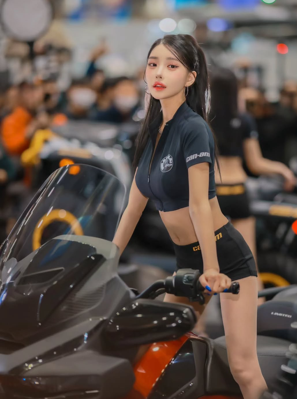 레이싱 모델